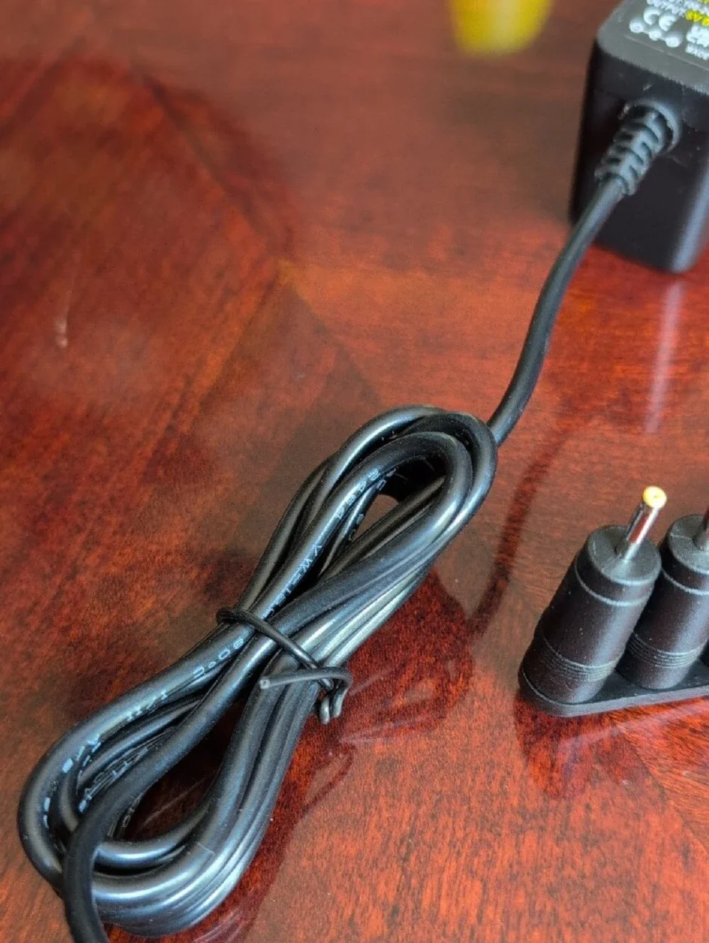 Universal Multi-Tip Laptop Power Adapter - Black